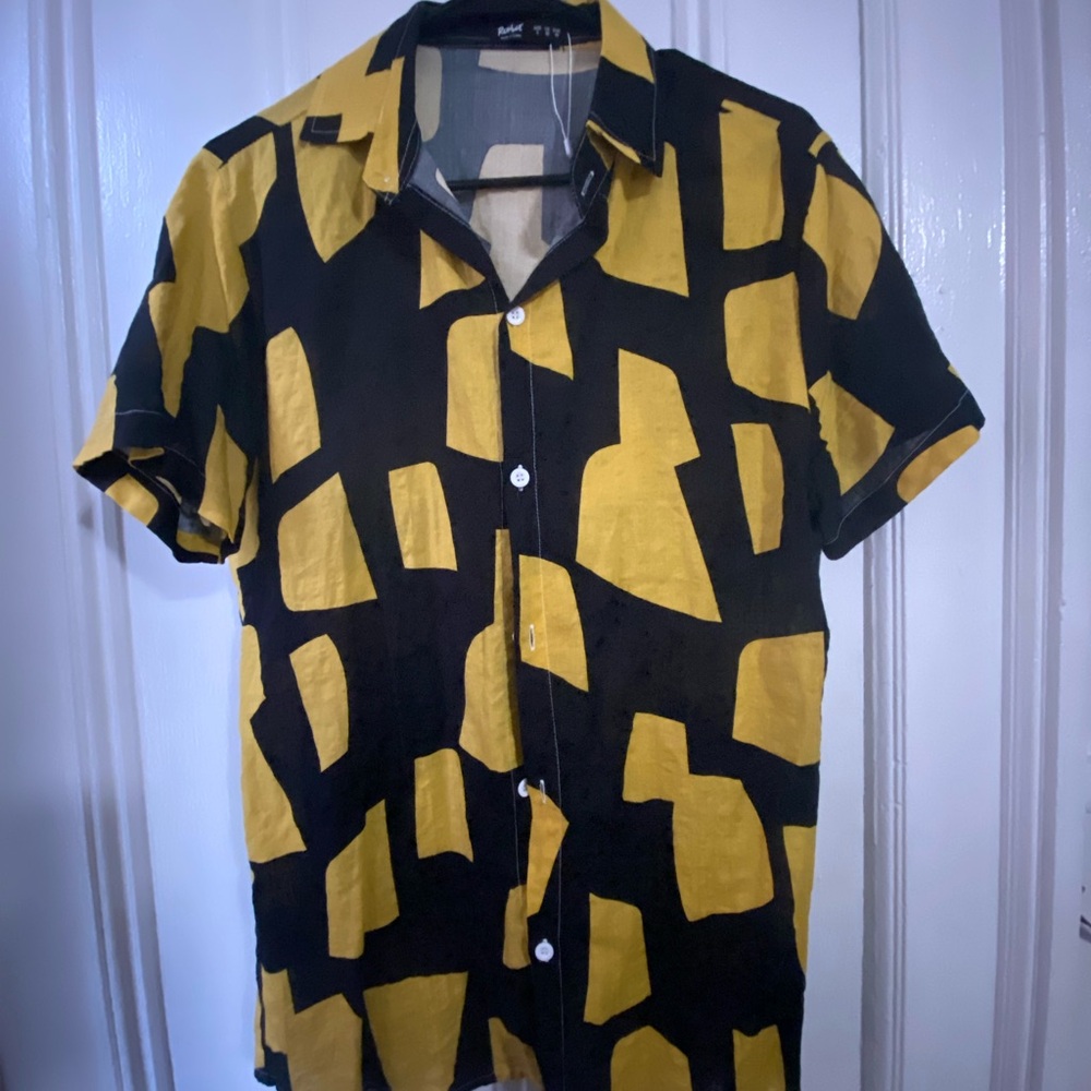 Brand New Lightweight button down